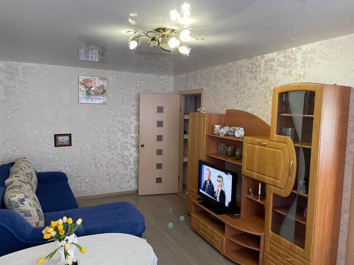 Apartment On Kommunisticheskaya, 14 Polatsk Luaran gambar